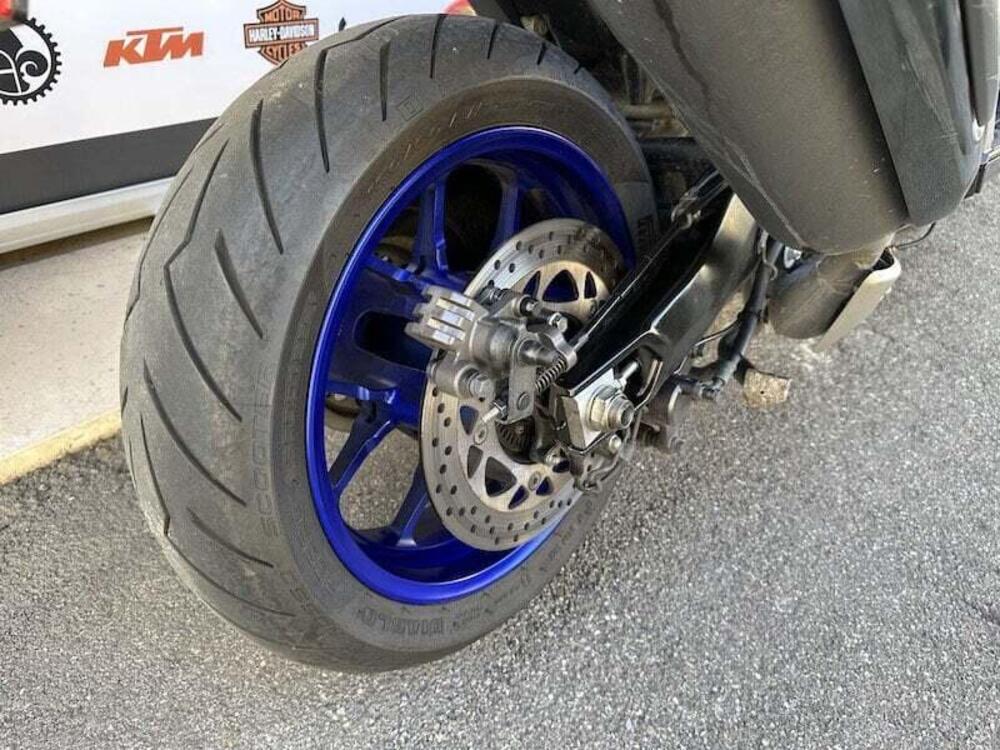 Yamaha T-Max 560 (2022 - 24) (3)