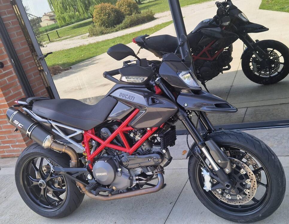 Ducati Hypermotard 796 (2012) (2)