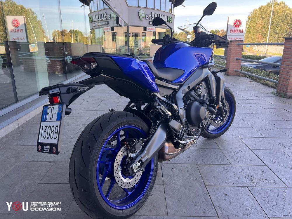 Yamaha MT-09 Y-AMT (2024 - 25) (4)