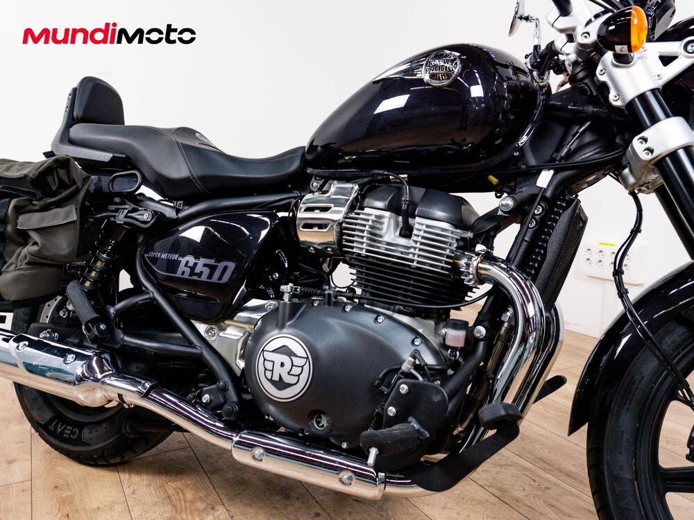 Royal Enfield Super Meteor 650 (2023 - 25) (5)