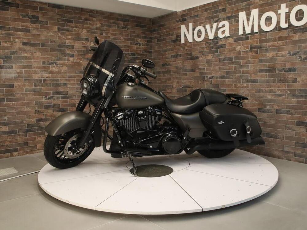 Harley-Davidson 107 Road King Special (2017 - 18) - FLHRXS (2)