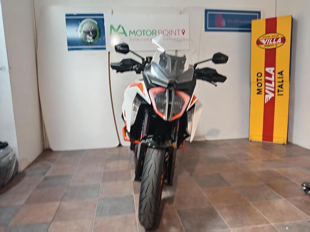 KTM 1290 Super Duke GT (2021) (2)