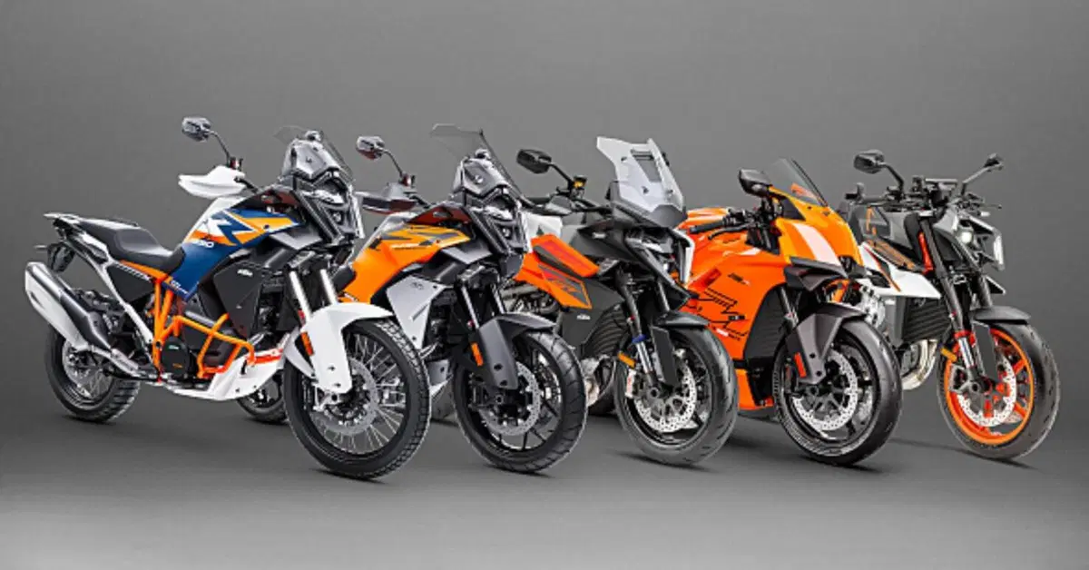 KTM: parte la produzione dei MY26 stradali