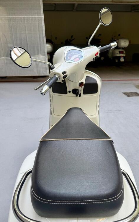 Vespa GTS 300 Super ABS (2014 - 16) (4)