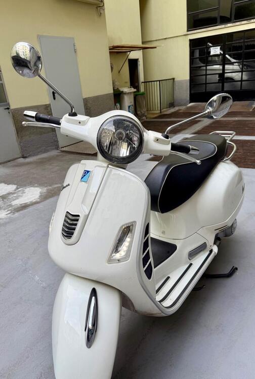 Vespa GTS 300 Super ABS (2014 - 16) (5)