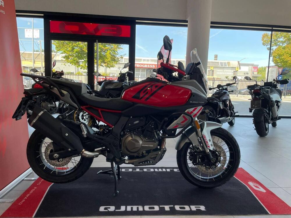 QJ Motor SRT 600 SX (2024 - 25) (2)