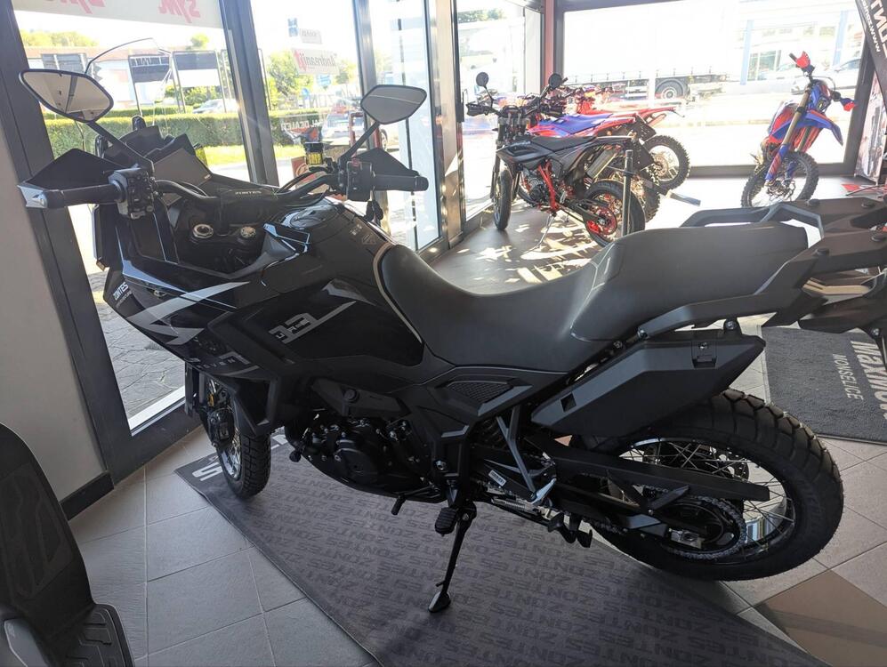 Zontes ZT703-F (2025) (2)