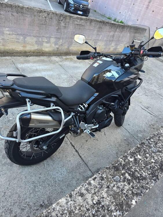 CFMOTO 700MT Adventure (2025)