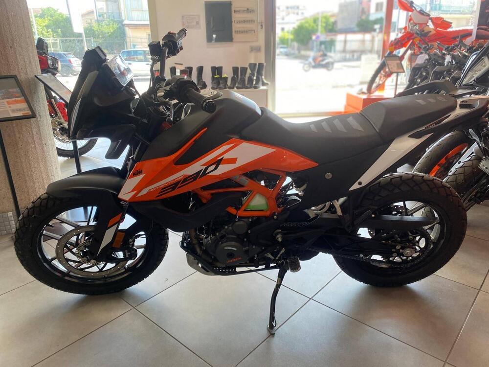 KTM 390 Adventure (2022 - 24) (2)