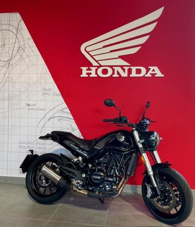 Benelli Leoncino 500 (2021 - 25)