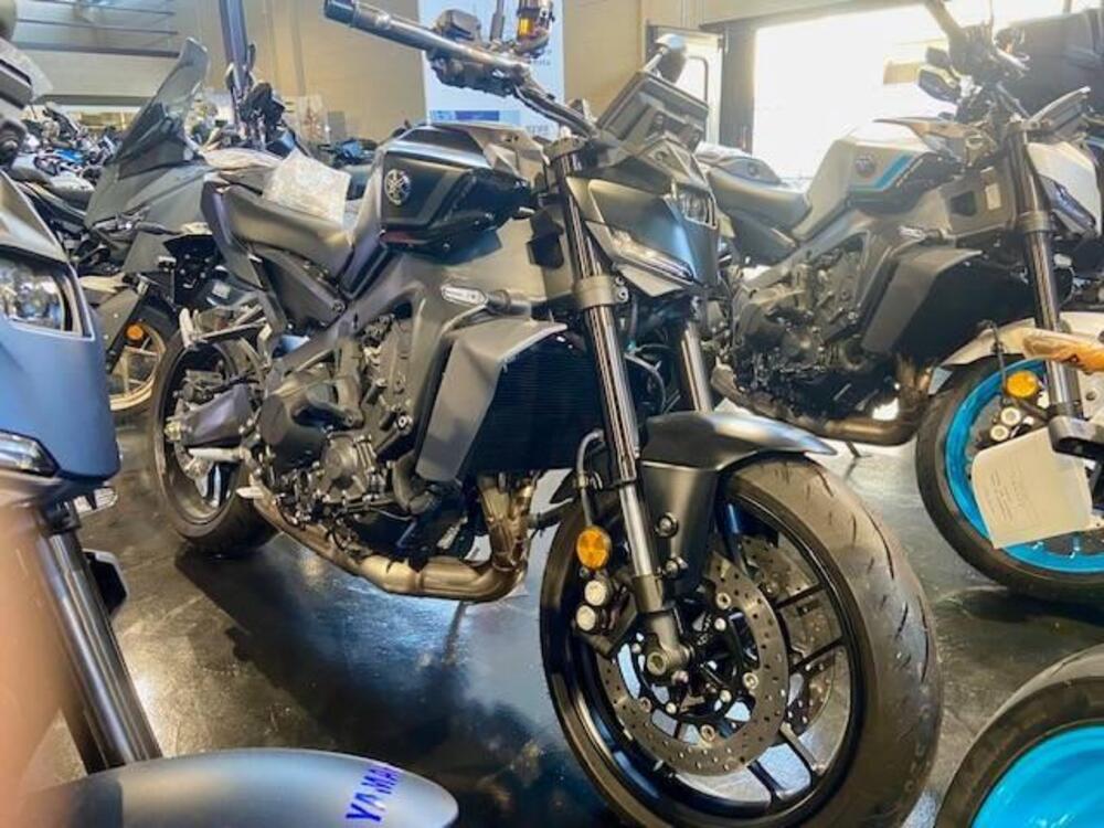 Yamaha MT-09 Y-AMT (2024 - 25)