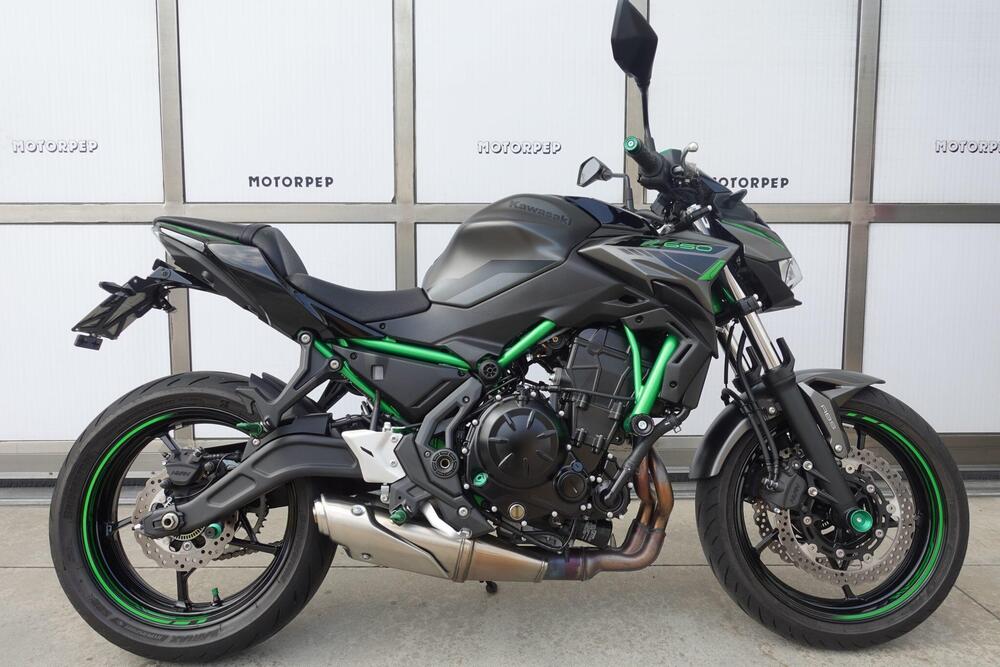 Kawasaki Z 650 (2021 - 24) (2)