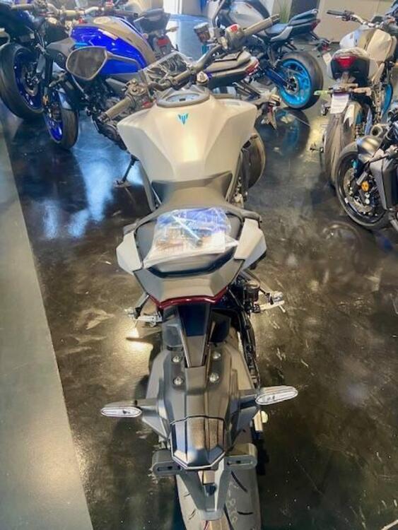 Yamaha MT-09 Y-AMT (2024 - 25) (2)