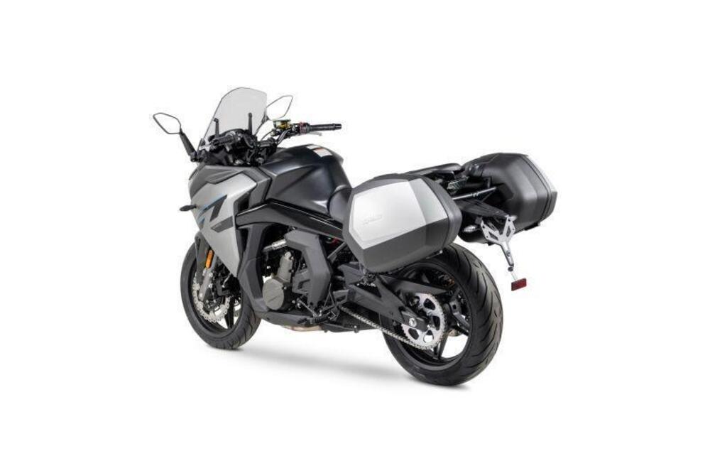 CFMOTO 650GT (2021 - 25) (4)