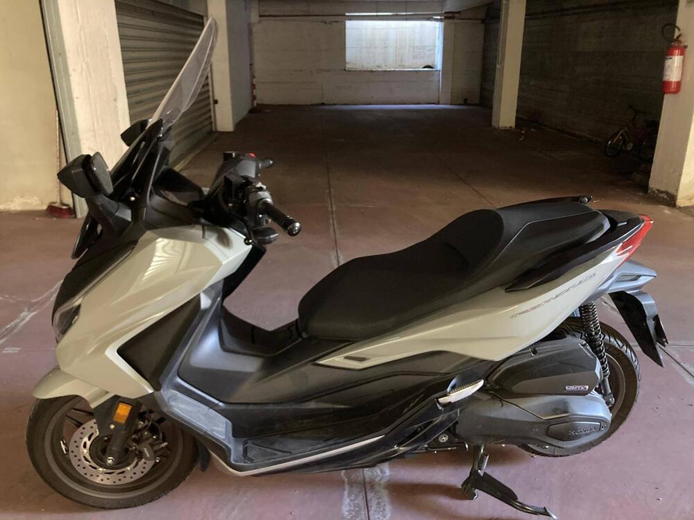 Honda Forza 350 (2022 - 24) (3)