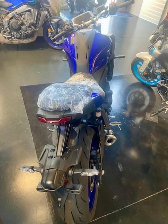 Yamaha MT-07 Y-AMT (2025) (2)