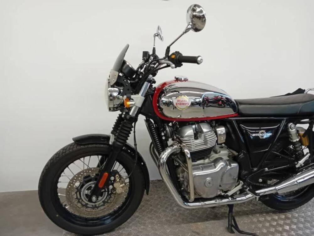 Royal Enfield Interceptor 650 (2021 - 25) (4)