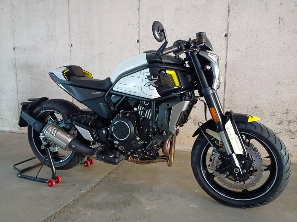CFMOTO 700CL-X Sport (2022 - 25) (2)