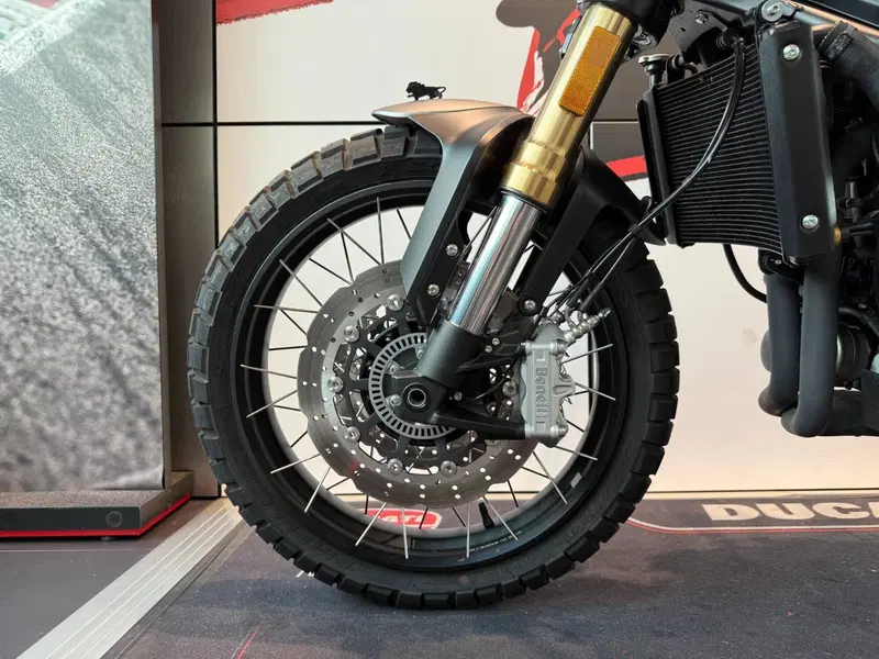 Benelli Leoncino 800 Trail (2022 - 26) (12)
