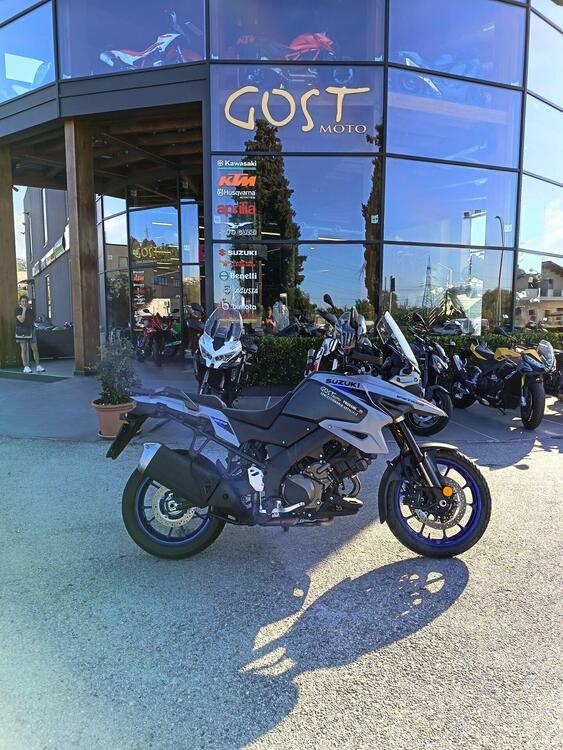 Suzuki V-Strom 1050DE (2025)