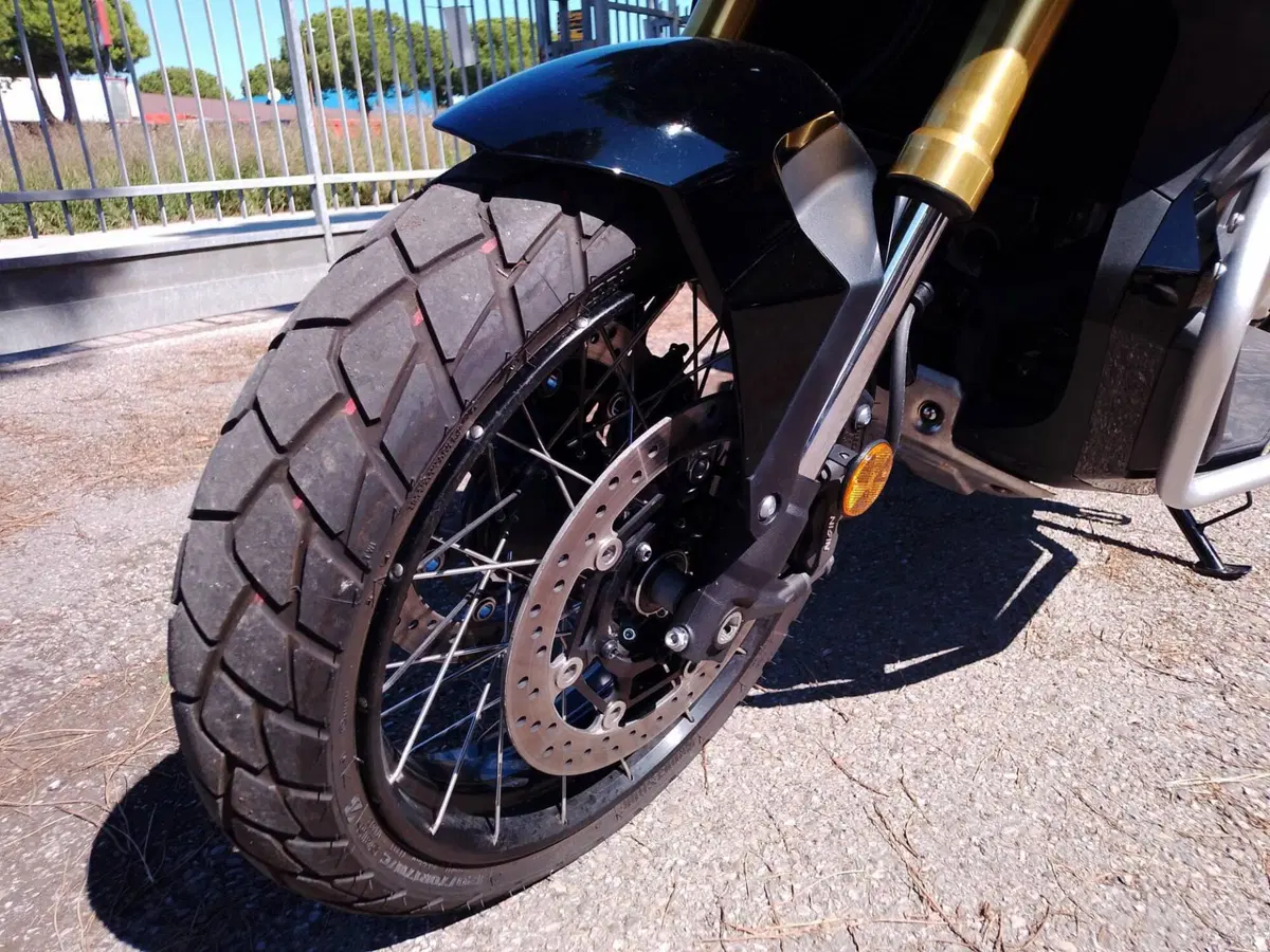 Honda X-ADV 750 Gravel (2025 - 26) (2)