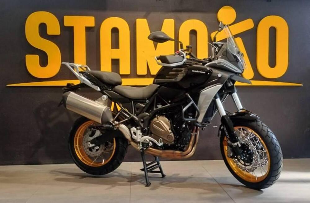 QJ Motor SRT 700 SX (2025)