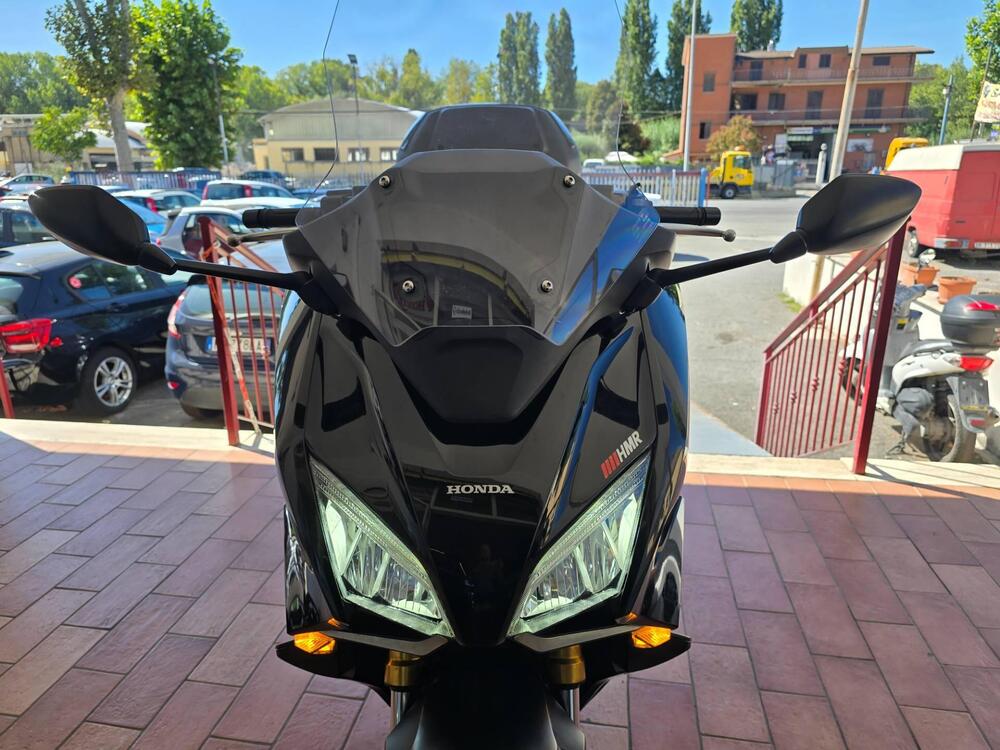 Honda Forza 750 DCT Urban (2021 - 24) (2)