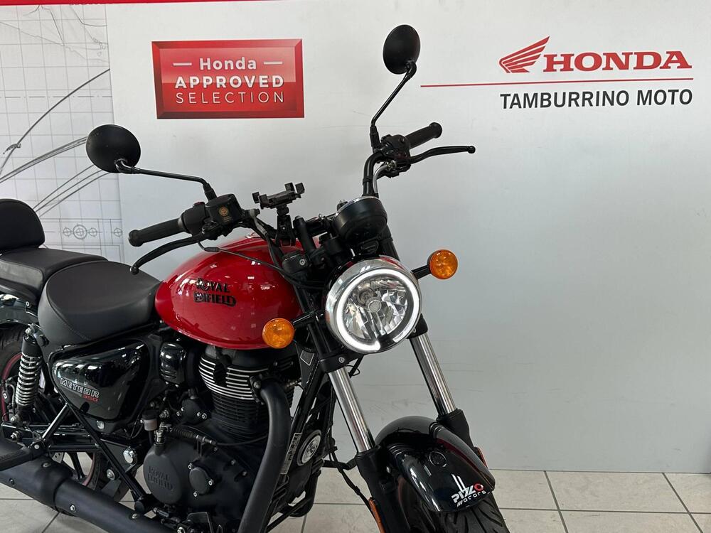 Royal Enfield Meteor 350 Fireball (2021 - 25)