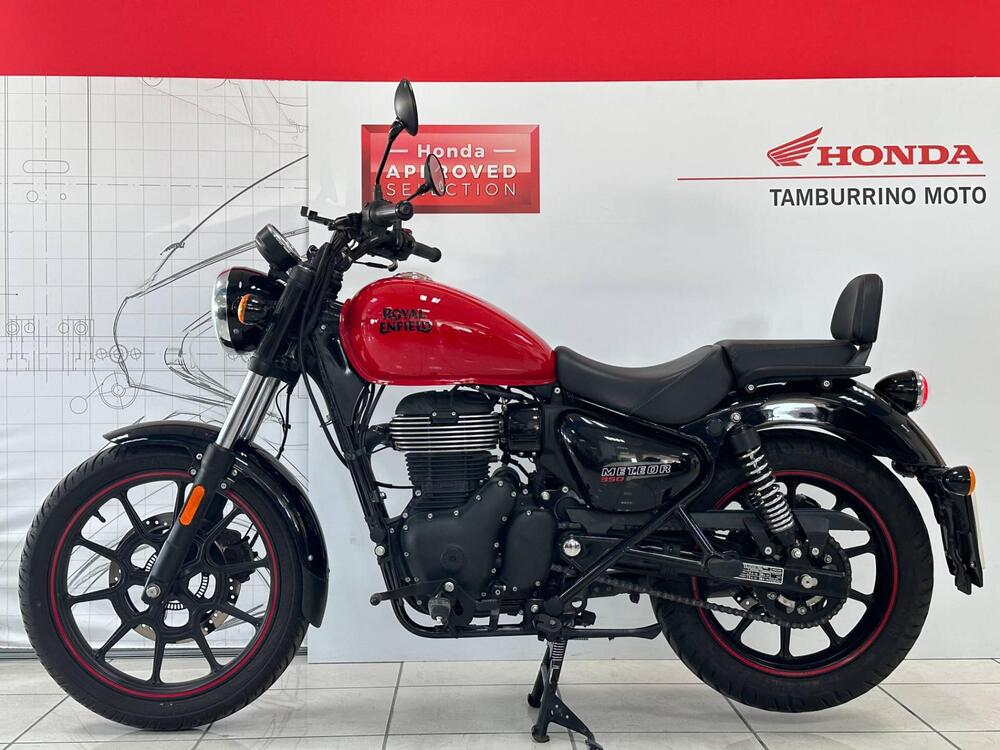 Royal Enfield Meteor 350 Fireball (2021 - 25) (3)