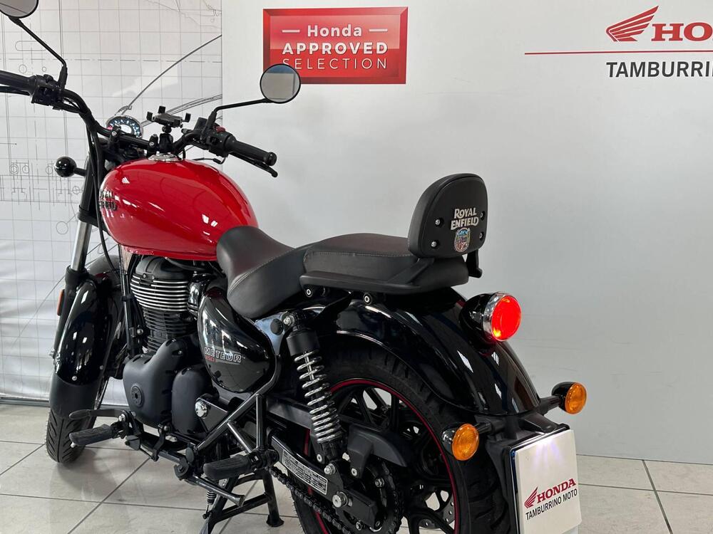 Royal Enfield Meteor 350 Fireball (2021 - 25) (4)