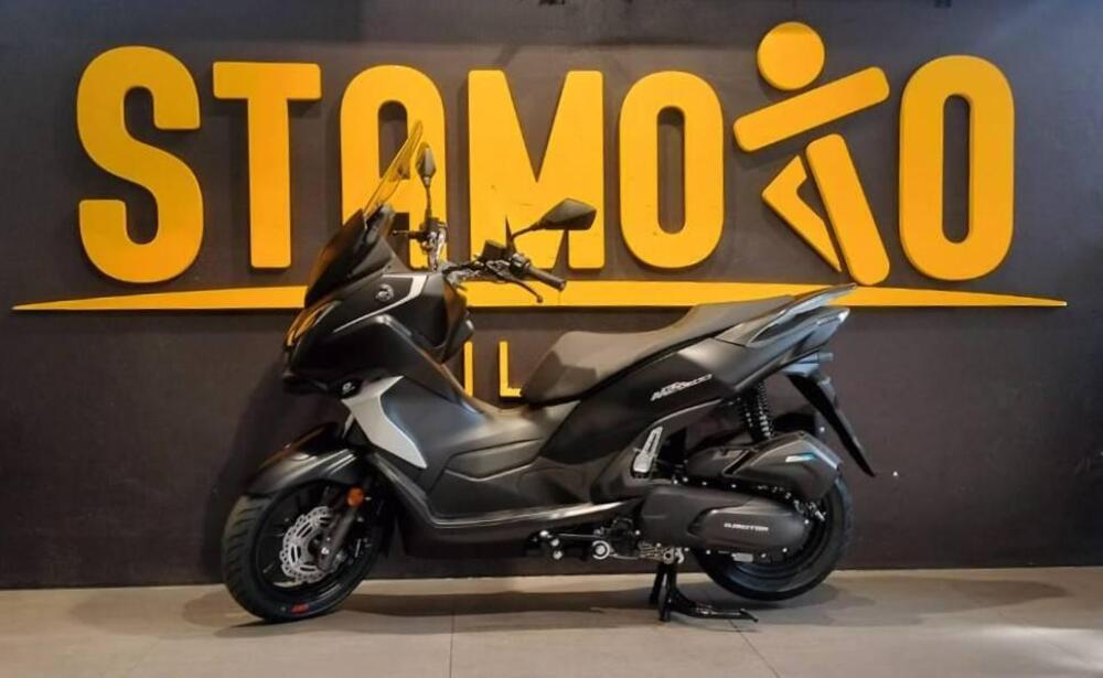 QJ Motor MTX 300 (2025) (4)