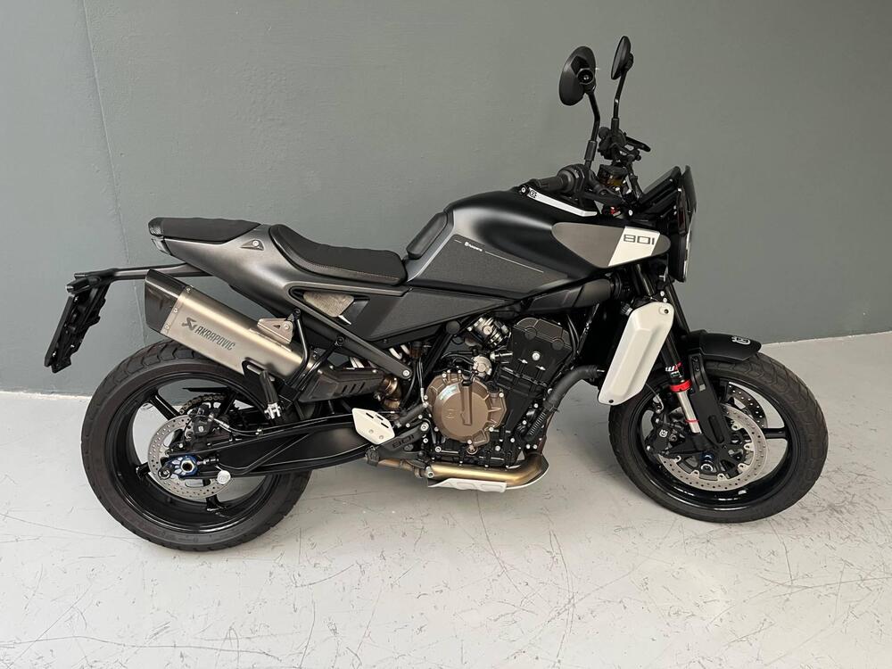 Husqvarna Svartpilen 801 (2024 - 25)