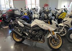 Yamaha FZ8 (2013 - 16) usata
