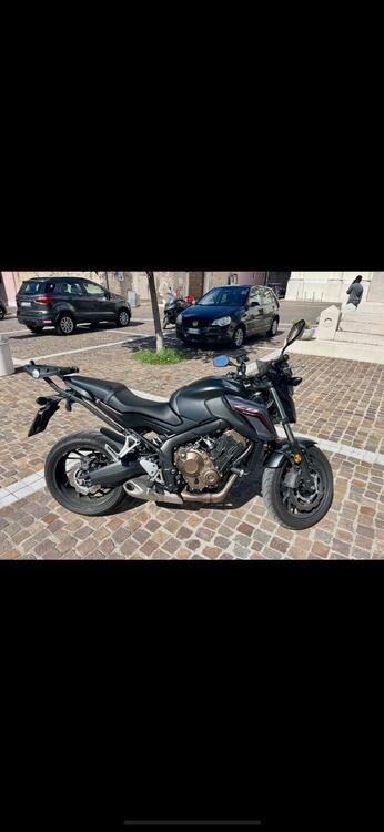 Honda CB 650 F (2017 - 18) (2)