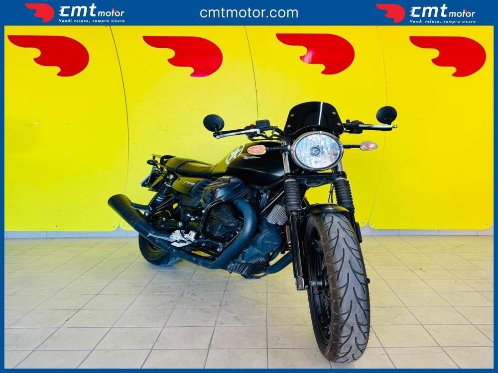 Moto Guzzi V7 III Stone (2017 - 20) (2)