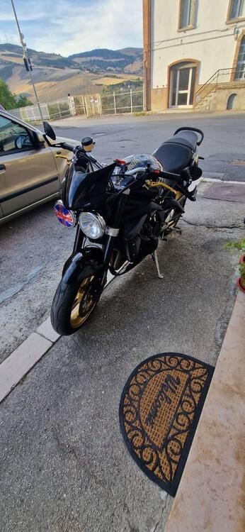 Triumph Street Triple R (2009 - 12)