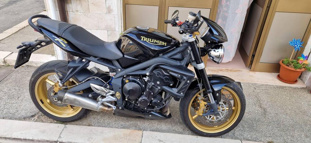 Triumph Street Triple R (2009 - 12) (3)