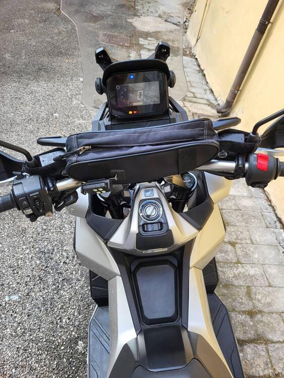 Honda ADV 350 (2022 - 24) (5)