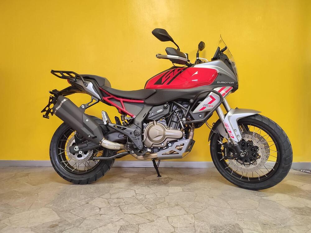 QJ Motor SRT 600 SX (2024 - 25) (3)