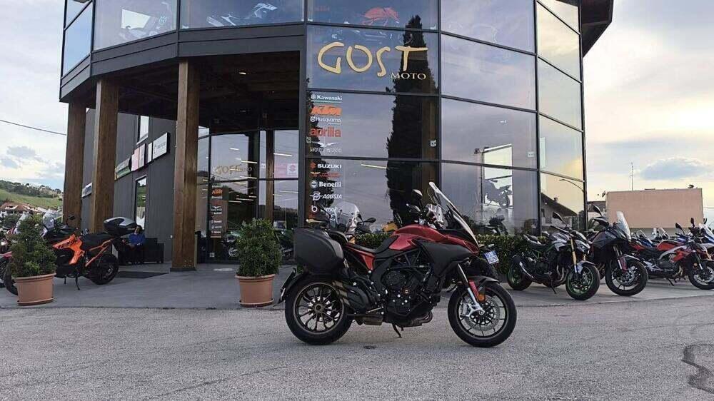 MV Agusta Turismo Veloce 800 Lusso SCS (2021 - 25)