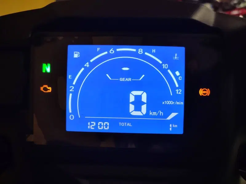 QJ Motor SRK 125 R (2025 - 26) (5)