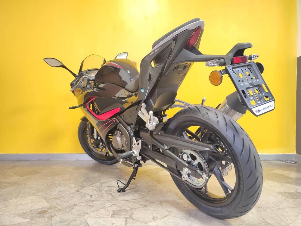 QJ Motor SRK 125 R (2025) (4)