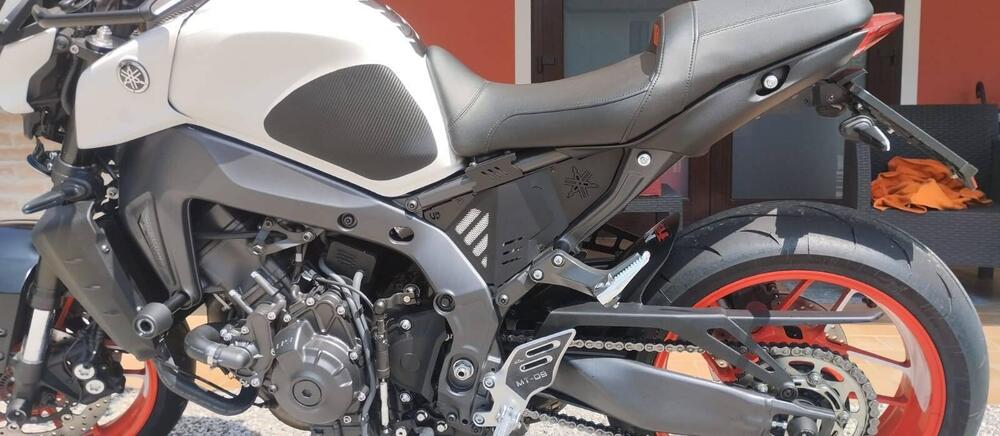 Yamaha MT-09 (2021 - 23) (3)