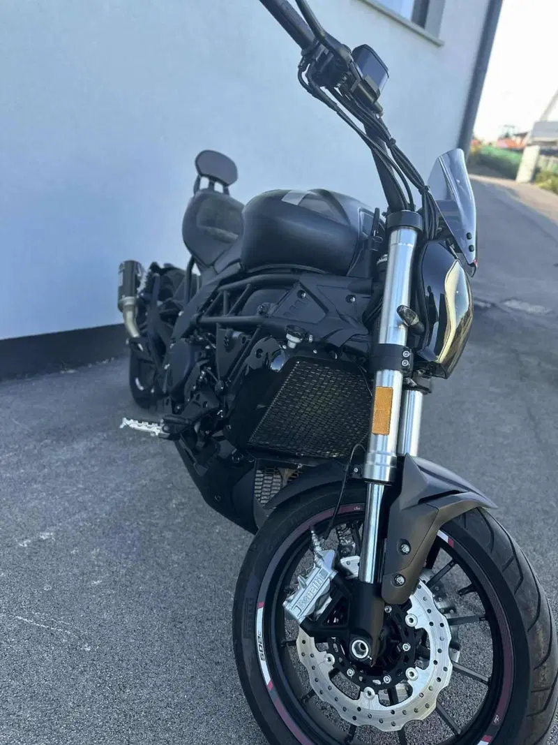 Benelli 502 C (2021 - 25) (7)