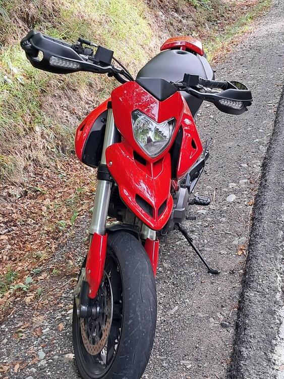 Ducati Hypermotard 796 (2012) (2)