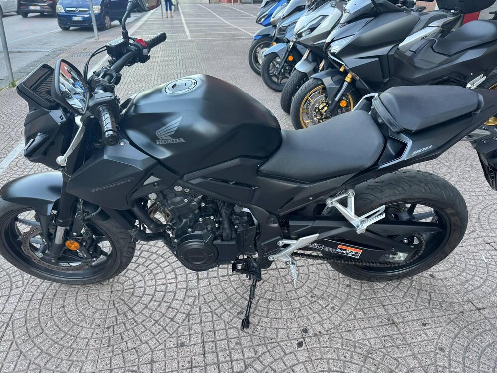 Honda CB 500 Hornet (2024 - 25) (3)