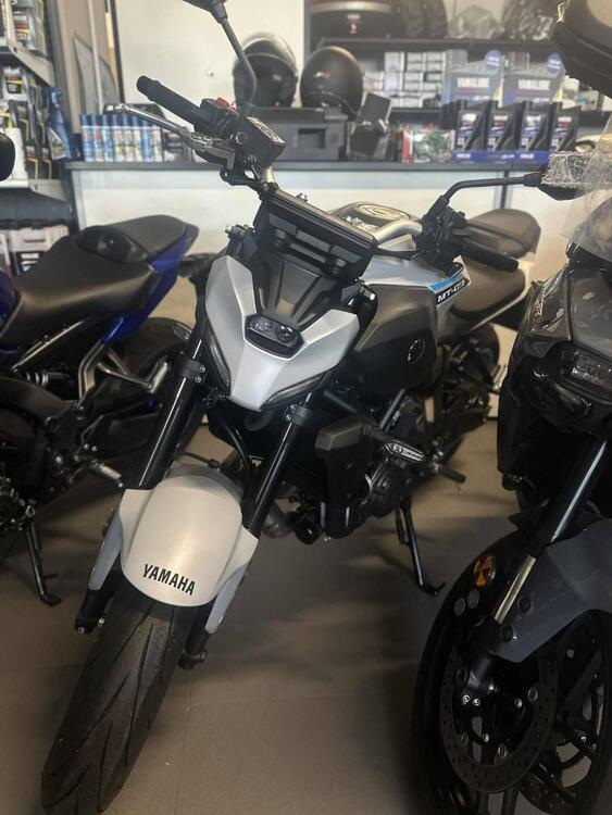 Yamaha MT-07 Y-AMT (2025)