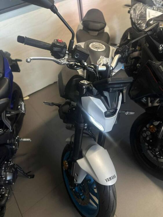 Yamaha MT-07 Y-AMT (2025) (5)