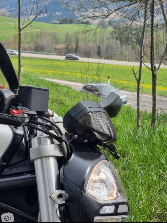 Ducati Monster 696 (2008 - 13) (3)