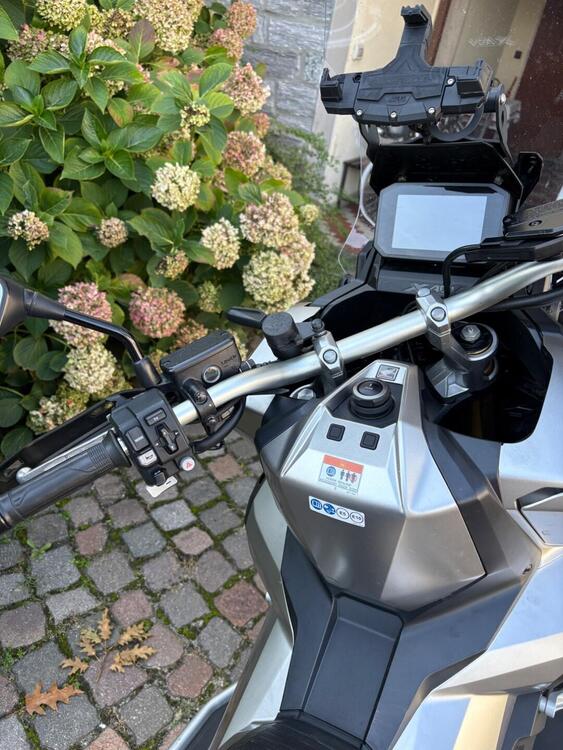Honda X-ADV 750 DCT Travel (2021 - 24) (3)